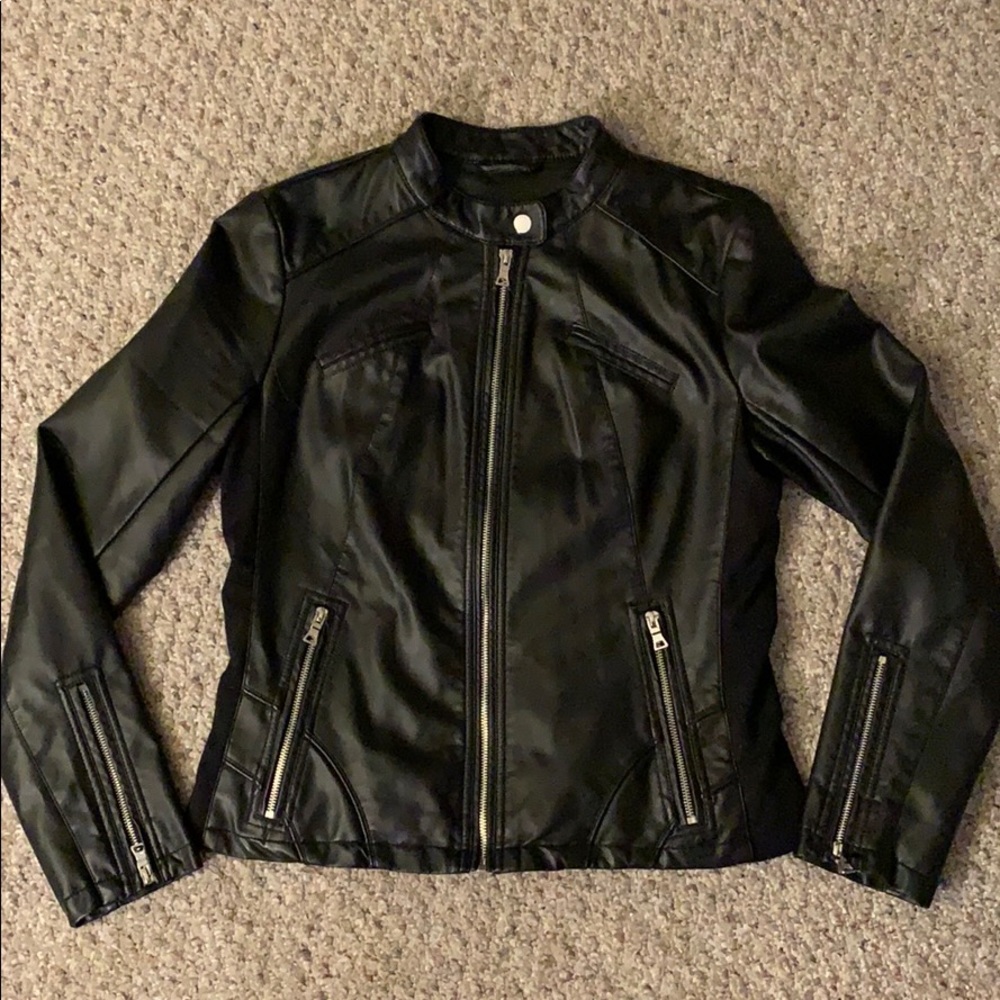 Guess - faux black leather moto jacket - size L